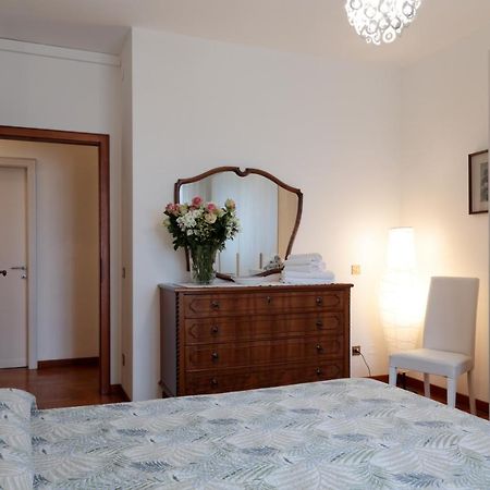 Appartamento Con 2 Camere E Garage Privato! Pádua Exterior foto