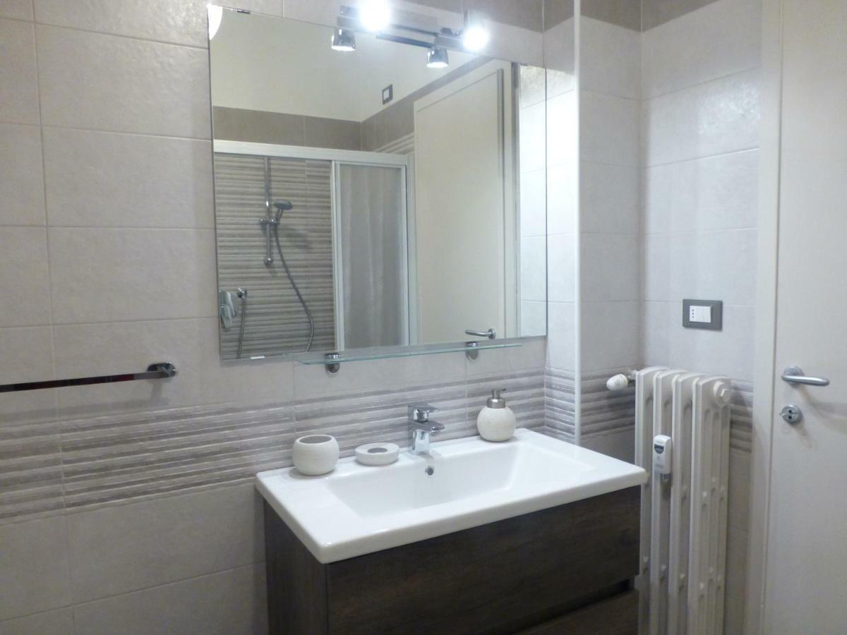 Appartamento Con 2 Camere E Garage Privato! Pádua Exterior foto